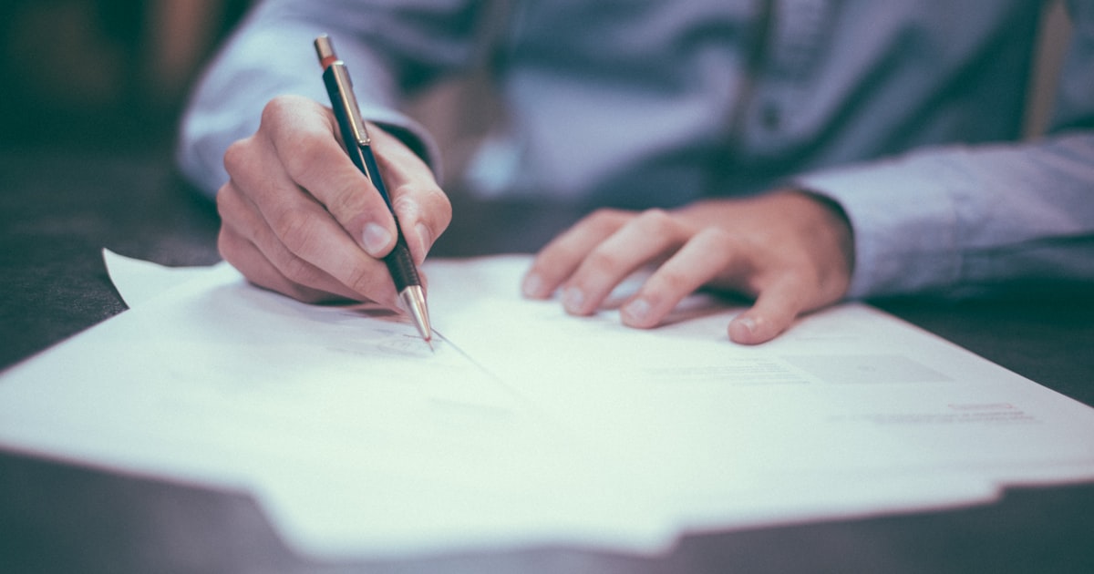 Month-to-Month vs Long-Term Salesforce Support: What to Look For